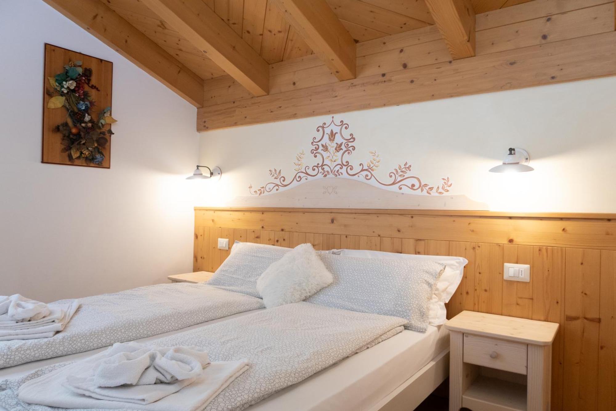 Villa La Dama Del Lago Molveno Exterior foto