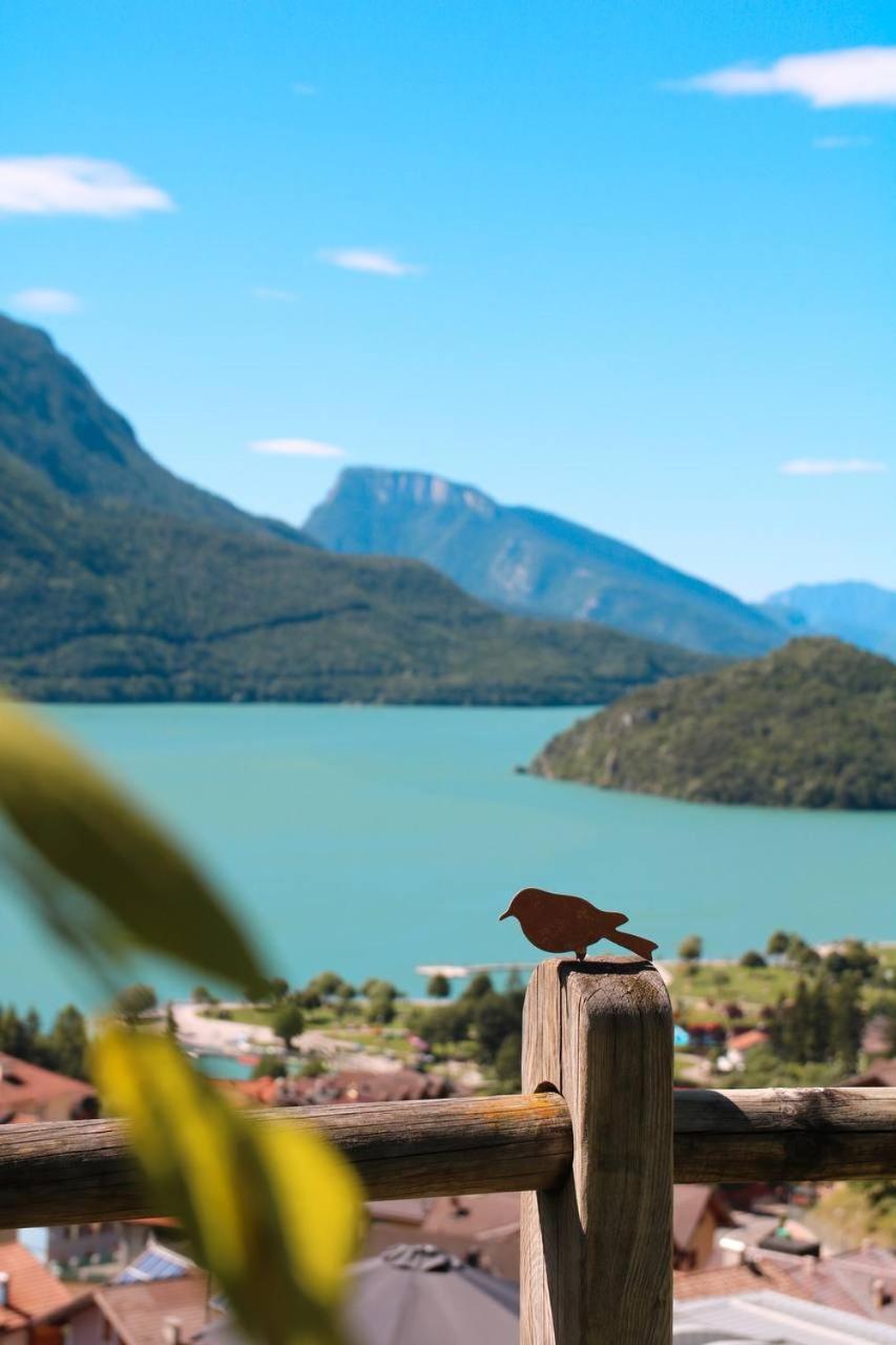 Villa La Dama Del Lago Molveno Exterior foto